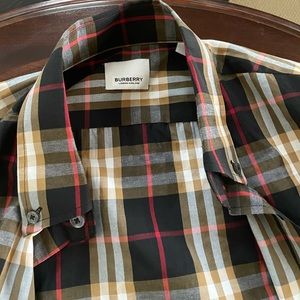 Burberry - Calvin Klein - Guess Dress Shirt Pack (4 shirts)